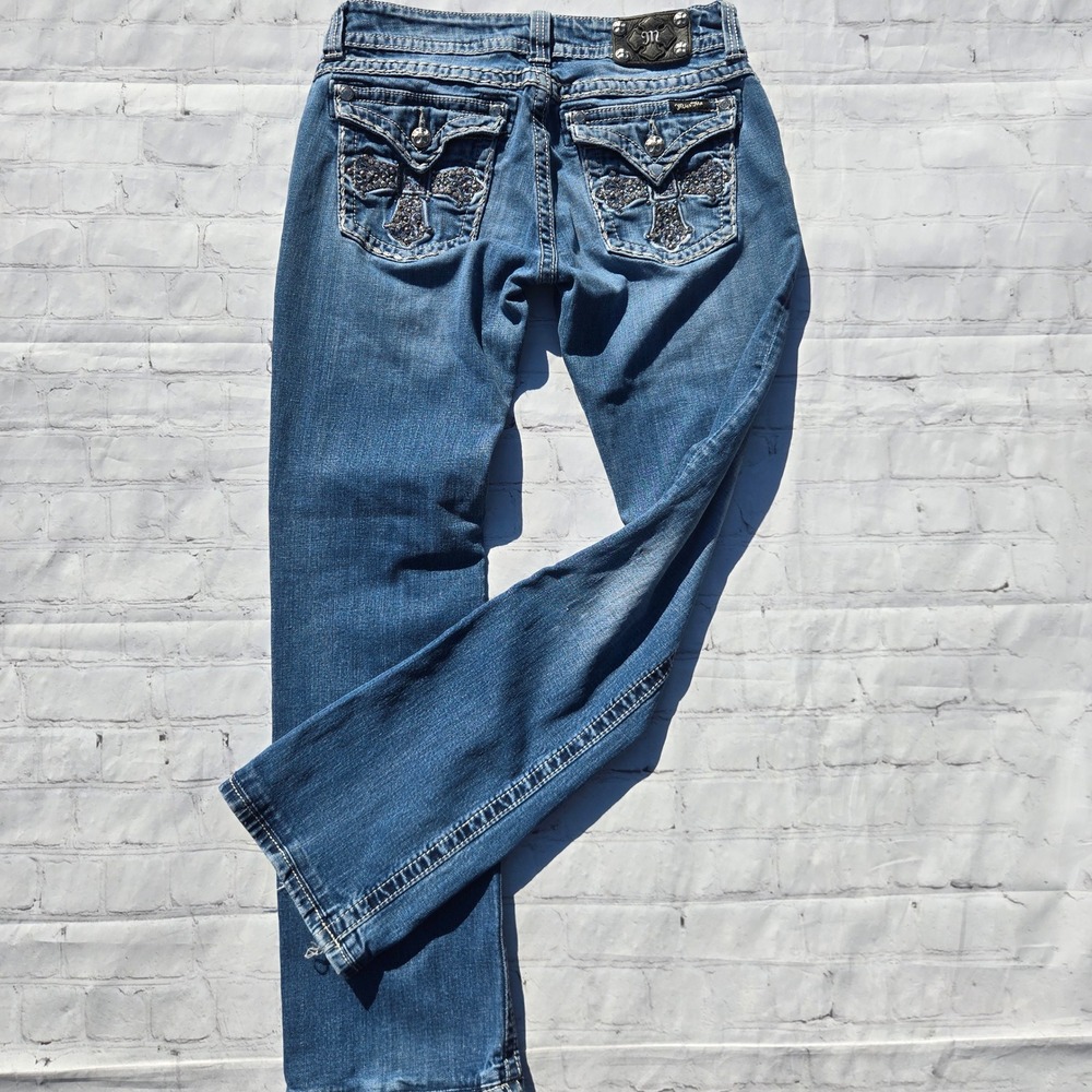 Miss Me low rise Bootcut Jeans Rhinestone Cross Flap Pocket Blue Denim Size 10